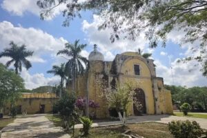 Iglesia Cat&oacute;lica De Chochol&aacute;