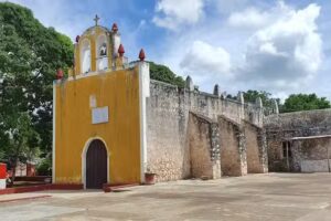 Iglesia Cat&oacute;lica de Dzitnup