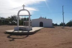 IGLESIA CAT&Oacute;LICA DE LA LOMA DEL ETCHOROPO