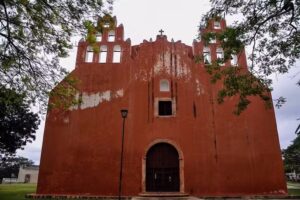 Iglesia Cat&oacute;lica De Muna / Parroquia y Ex Convento de Nuestra Se&ntilde;ora de la Asunci&oacute;n
