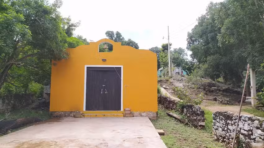 Iglesia Catolica De Sisbic