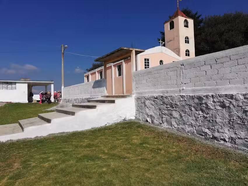 Iglesia cat&oacute;lica laguna seca propiedad
