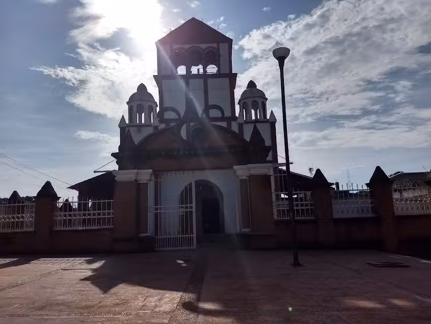 Iglesia Cat&oacute;lica Ortodoxa &ldquo;San Pascual Bail&oacute;n&rdquo;