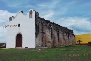 Iglesia Cat&oacute;lica Sacalum