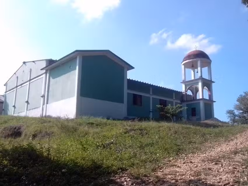 Iglesia Cat&oacute;lica San Mart&iacute;n Caballero