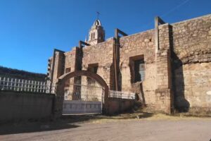 Iglesia cat&oacute;lica (San Pedro Ocotl&aacute;n , barrio pinos )