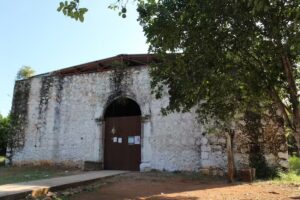 Iglesia Cat&oacute;lica &ldquo;Tres reyes&rdquo; de Ekpedz