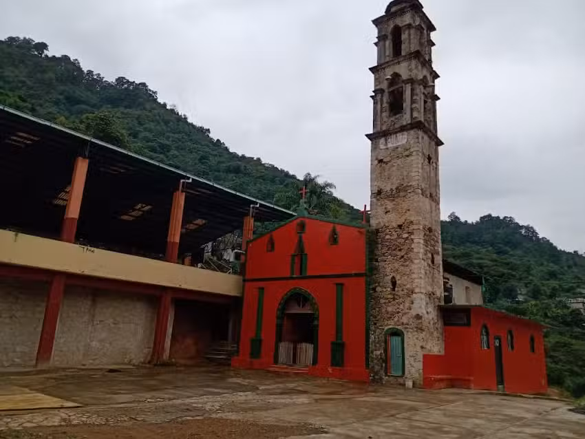 Iglesia Catolica Virgen De Guadalupe Pahuata