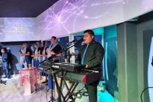 Iglesia Centro de Adoración Al Rey Jesús, Ministerios Ebenezer