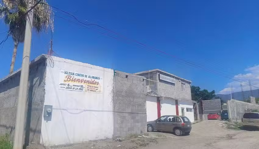 Iglesia Centro de Alabanza