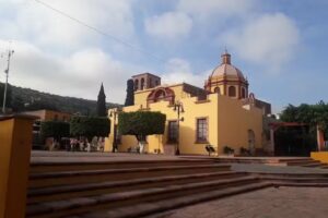 “Iglesia Chiquita” Templo de Nuestra Señora De Guadalupe