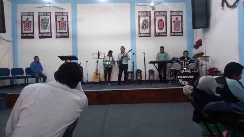 Iglesia Compa&ntilde;erismo Cristiano.