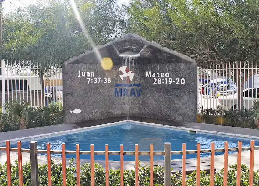 Iglesia Comunidad Cristiana Ministerios R&iacute;os de Agua Viva A.R. MRAV