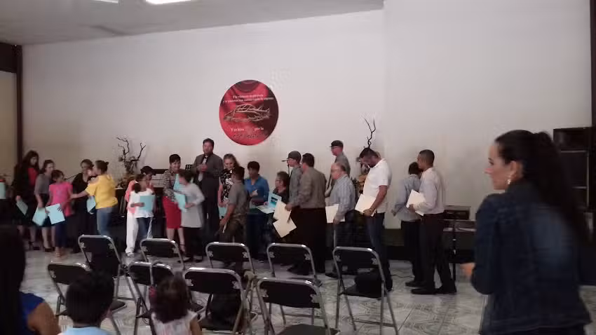 Iglesia Cristiana Casa De Dios