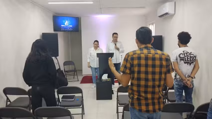 Iglesia cristiana Dios con nosotros