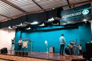 Iglesia Cristiana El Candelero de Oro