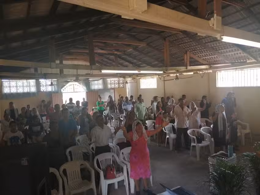 Iglesia cristiana el divino salvador