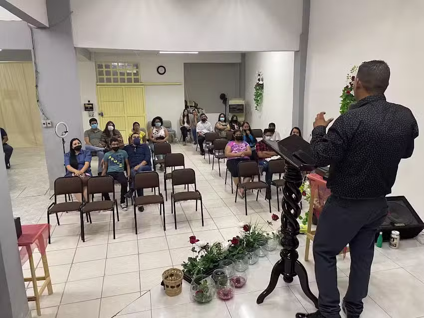 Iglesia Cristiana Fuente de Vida Asambleas de Dios