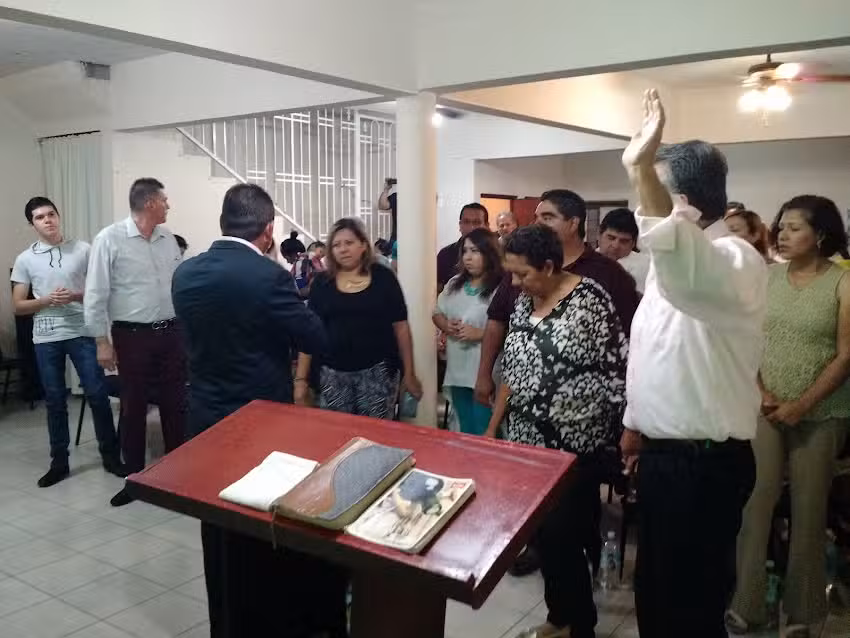 IGLESIA CRISTIANA FUENTE DE VIDA Mar Rojo #140