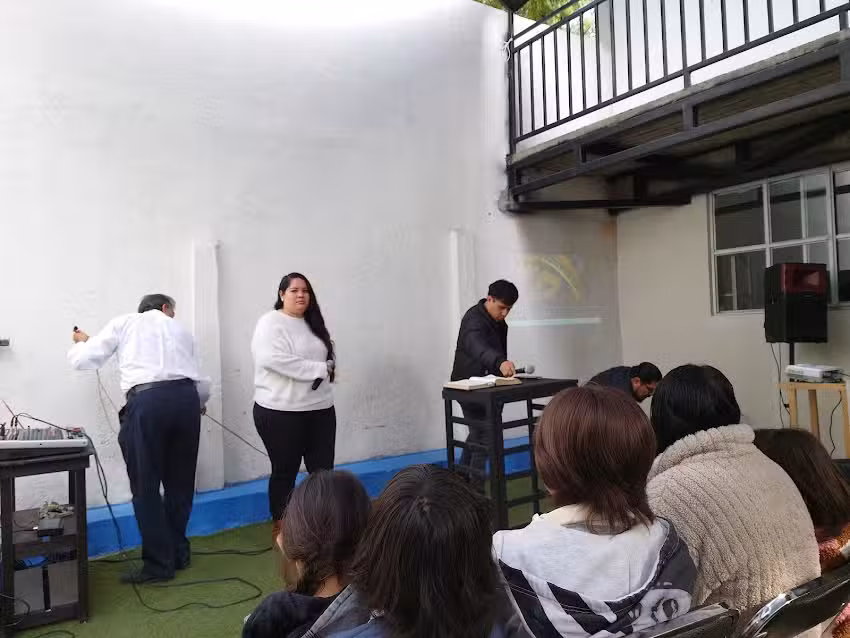 IGLESIA CRISTIANA LEV&Aacute;NTATE Y CONQUISTA