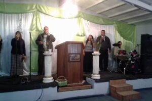 IGLESIA CRISTIANA ministerios de Alcance REFUGIO Emanuel