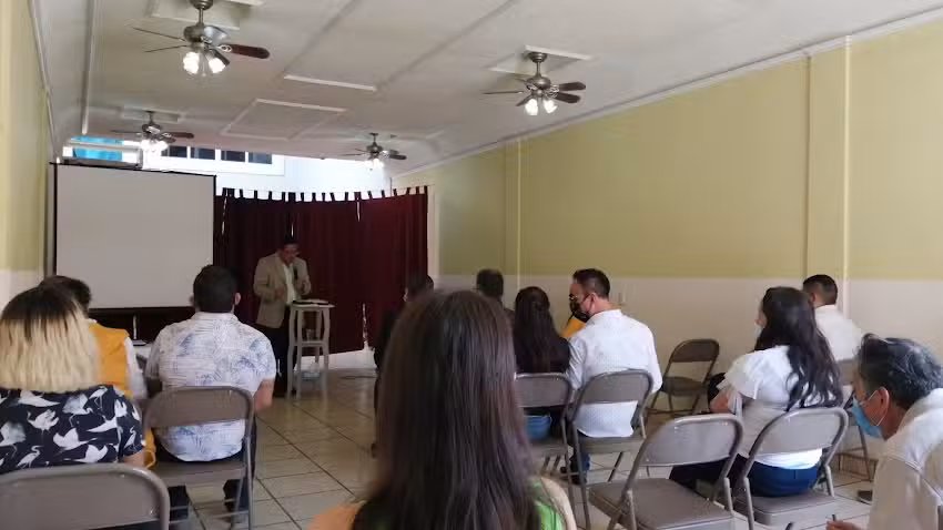 Iglesia cristiana &ldquo;odres nuevos&rdquo;