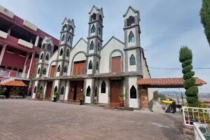 Iglesia Cristiana Peña De Horeb