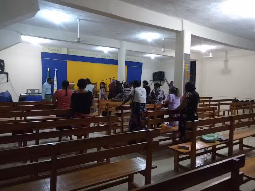 Iglesia Cristiana Puerta de Sion . AIC