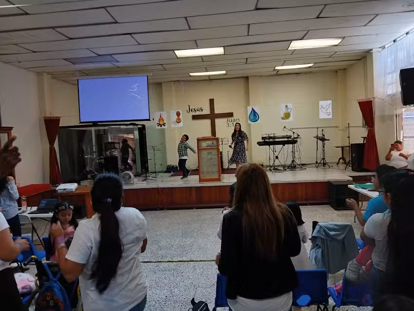 Iglesia Cristiana Puerta del Cielo de Las Asambleas De Dios SGAR 164 93