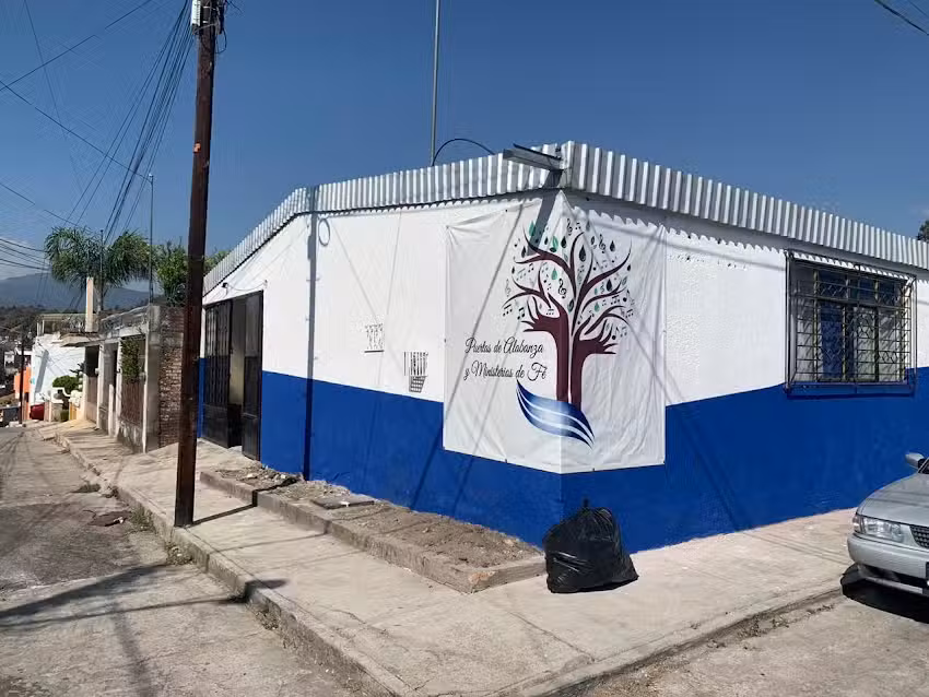 Iglesia cristiana Puertas de alabanza