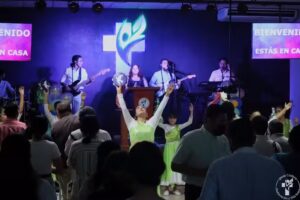 Iglesia Cristiana Restauraci&oacute;n Y Vida Nueva