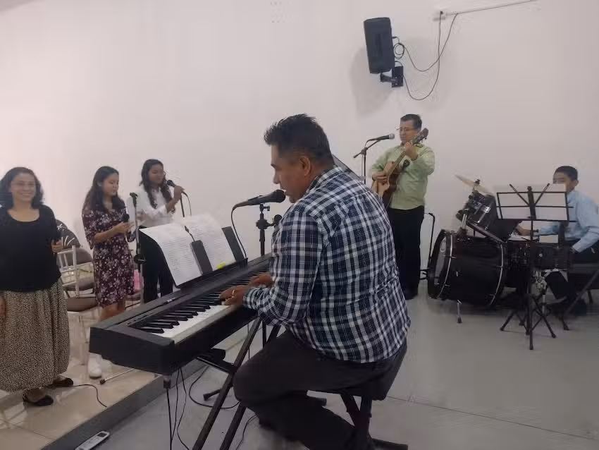 Iglesia Cristiana Viviendo Tu Palabra