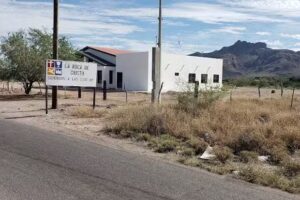 Iglesia cuadrangular La roca de Cristo