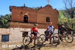 Iglesia de Barandillas