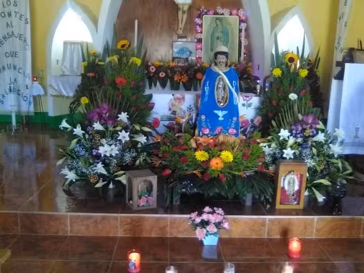 Iglesia de Cerr&oacute; verde