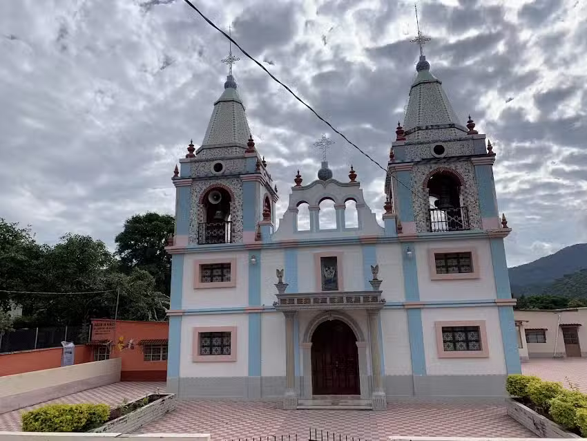 Iglesia de Cimarr&oacute;n Chico