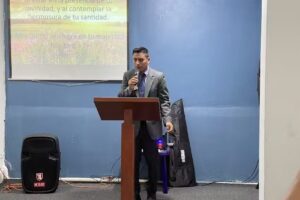 Iglesia de compa&ntilde;erismo Cristiano La Casa del Alfarero