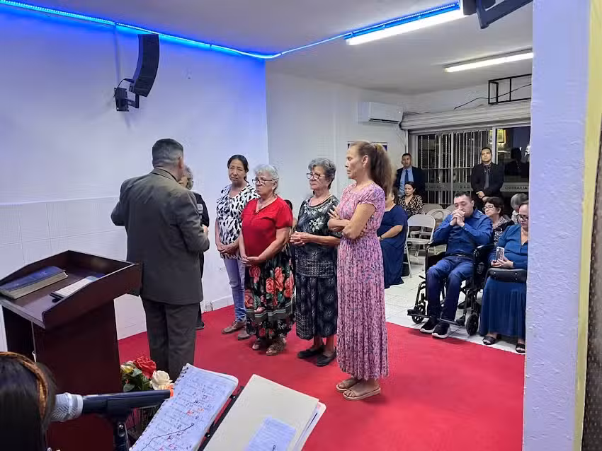 Iglesia de compa&ntilde;erismo Cristiano La casa del alfarero