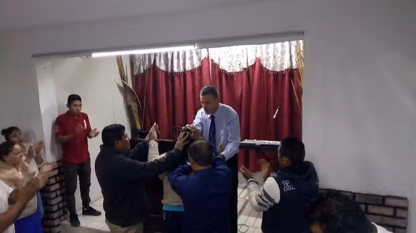 Iglesia de compa&ntilde;erismo cristiano LA CASA DEL ALFARERO