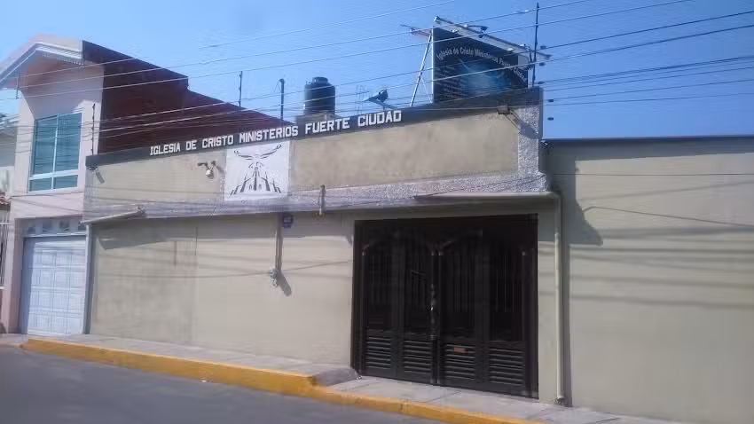 Iglesia de Cristo MINISTERIOS FUERTE CIUDAD