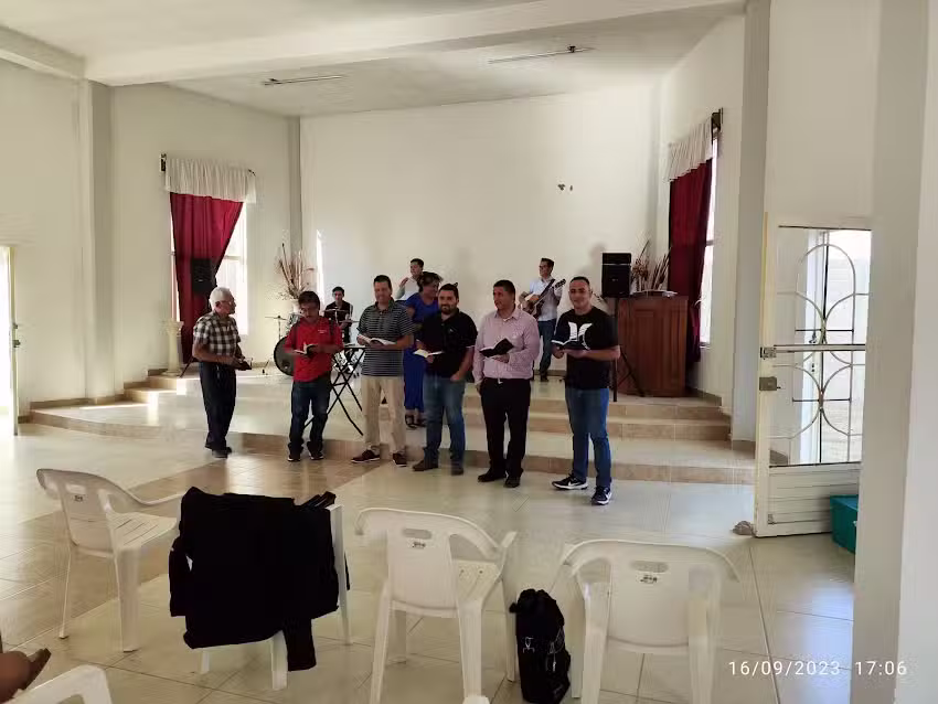 Iglesia de Dios 7 D&iacute;a Templo Roca Eterna