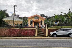 Iglesia de Dios (7&deg; d&iacute;a) A. R. Templo &ldquo;Mahanaim&rdquo;