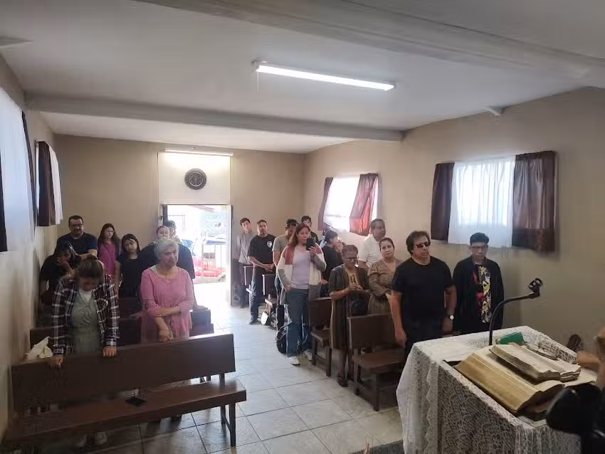 Iglesia de Dios de la profecia ( Gallo)