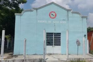 Iglesia de Dios en M&eacute;xico E.C.A.R Templo Fuente de Agua Viva