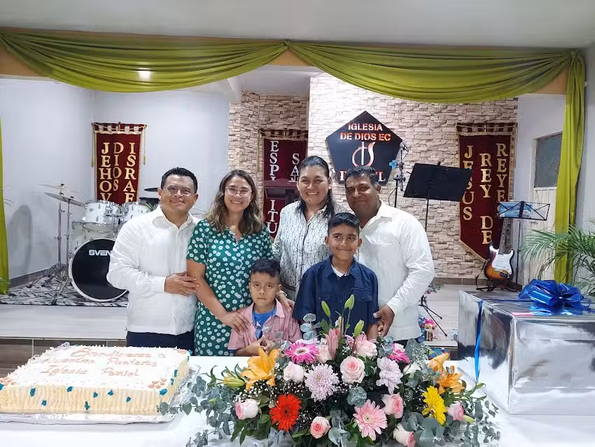 Iglesia de Dios en M&eacute;xico ECAR Peniel