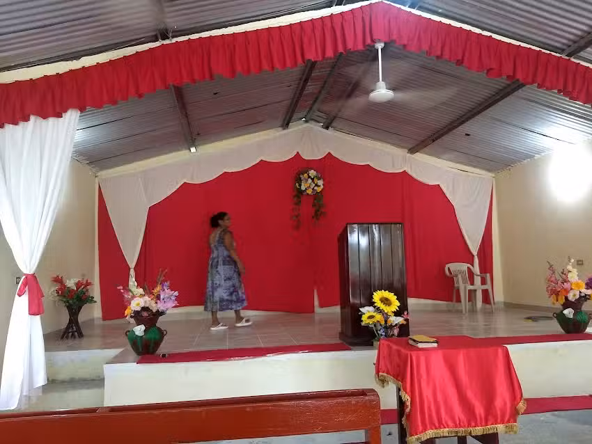 Iglesia de Dios en Mexico &ldquo;Monte Horeb&rdquo;