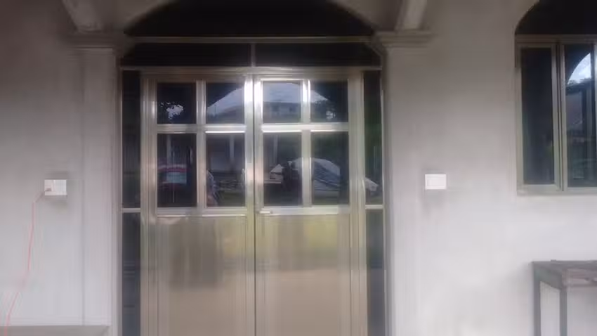 Iglesia De Dios Evangelio Completo E.C.A.R11-93