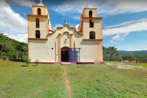 Iglesia de El Capul&iacute;n