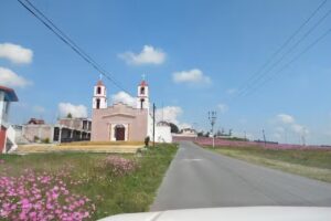 Iglesia de El Cerrillo Piedras Blancas
