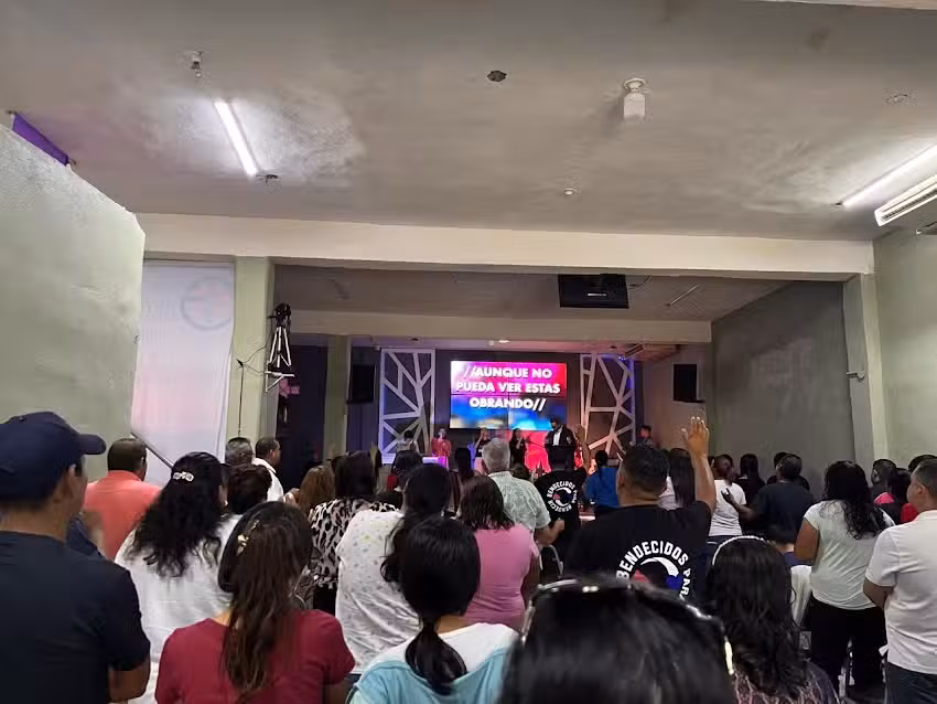 Iglesia De Gloria en Gloria, Ju&aacute;rez, NL